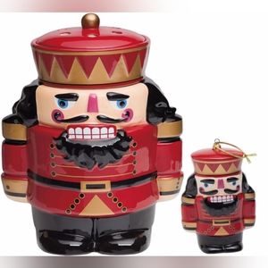 2014 Limited Edition Scentsy Nutcracker Warmer and Ornament (BNIB)